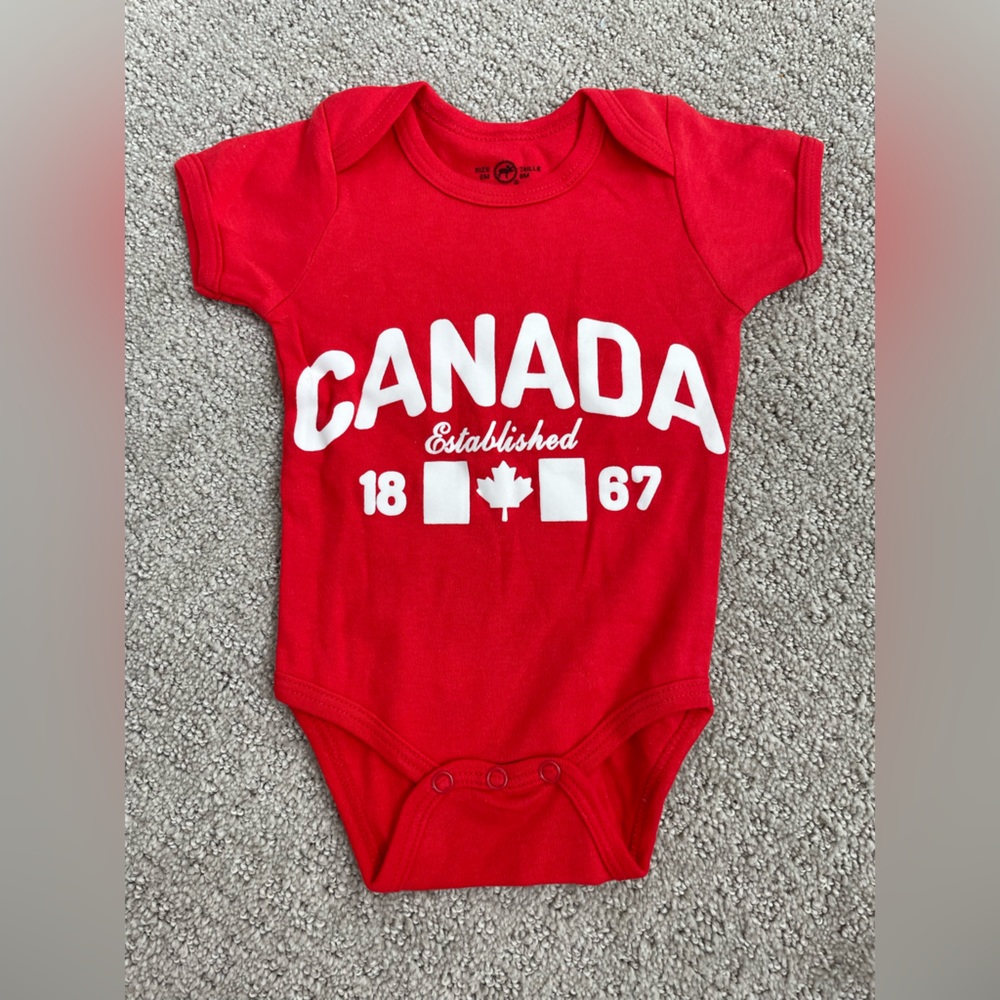 Canada onsie